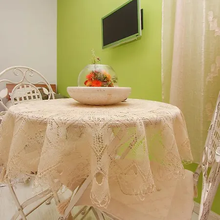 Jasmin Gostinjska kuća 4*