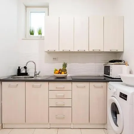 ゲストハウス ジャスミン スプリト