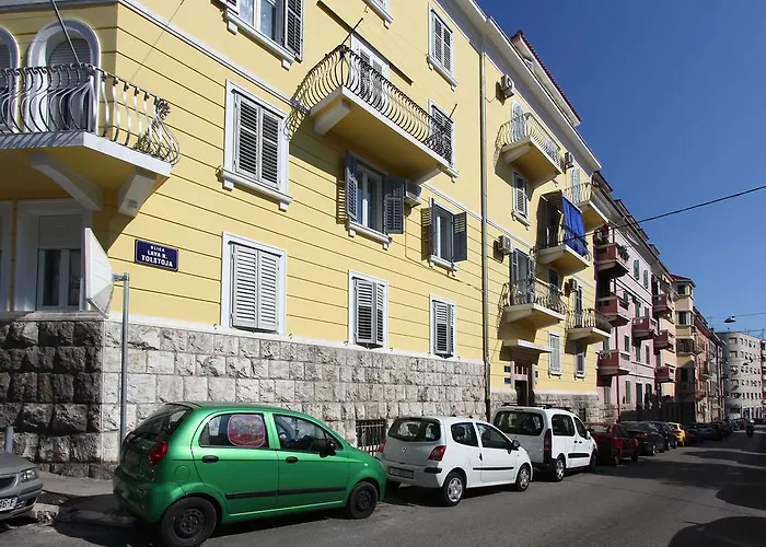 Jasmin Vendégház Split