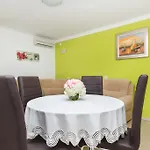 Jasmin Σπλιτ