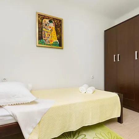 Konukevi Jasmin 4*